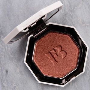 Fenty Beauty Highlight
